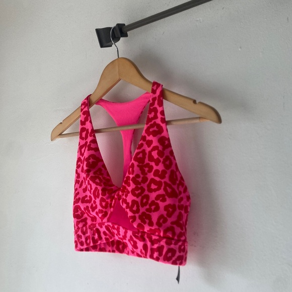 Beach Riot S Twist Sport Top - Picture 6 of 10